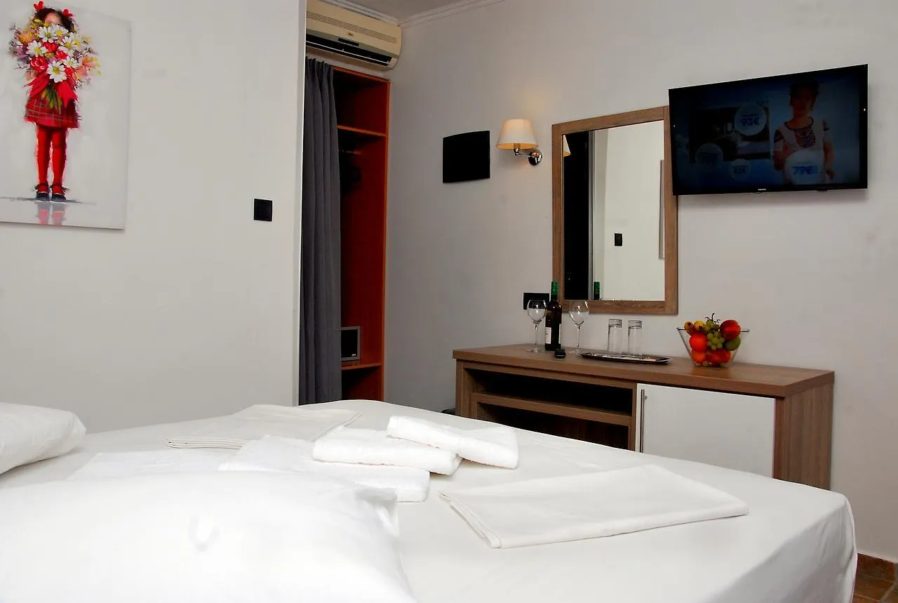 Hotel Olympia بيفكوهوري اليونان